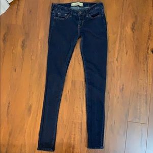 Hollister Super Skinny Dark Wash Women Jeans